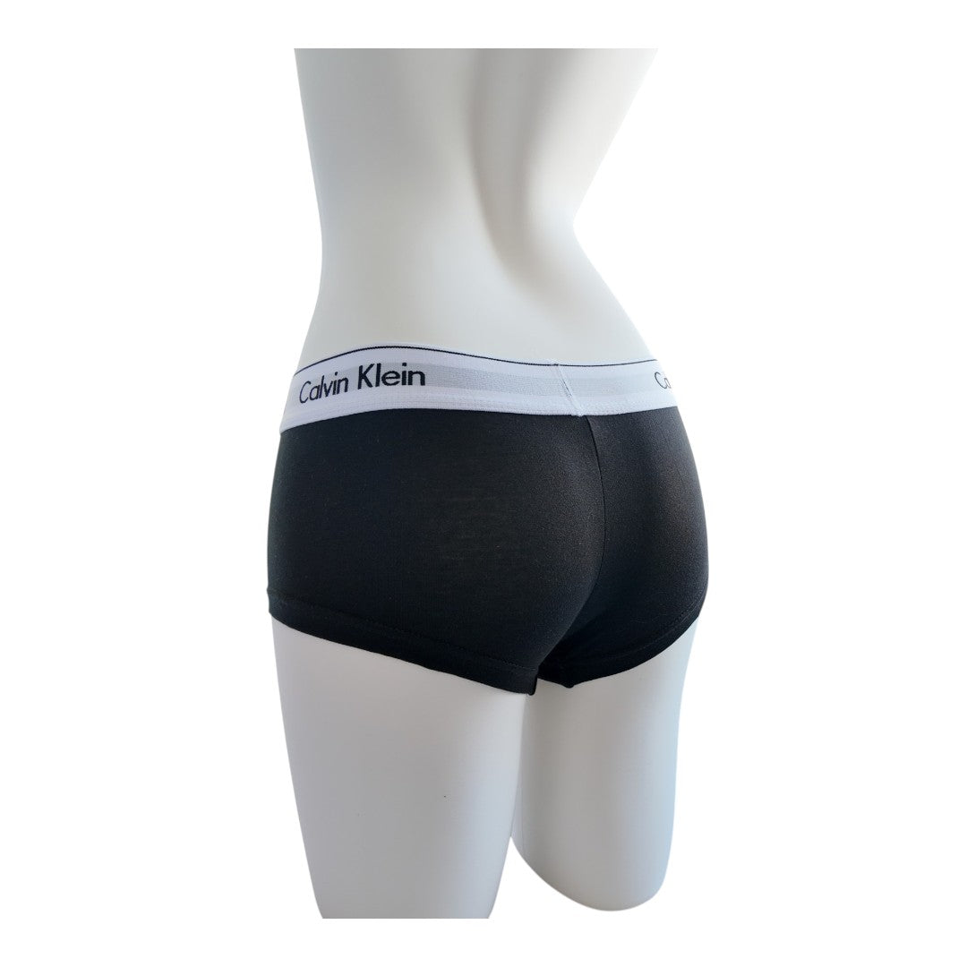 Эмэгтэй Calvin klein Boxer загвар