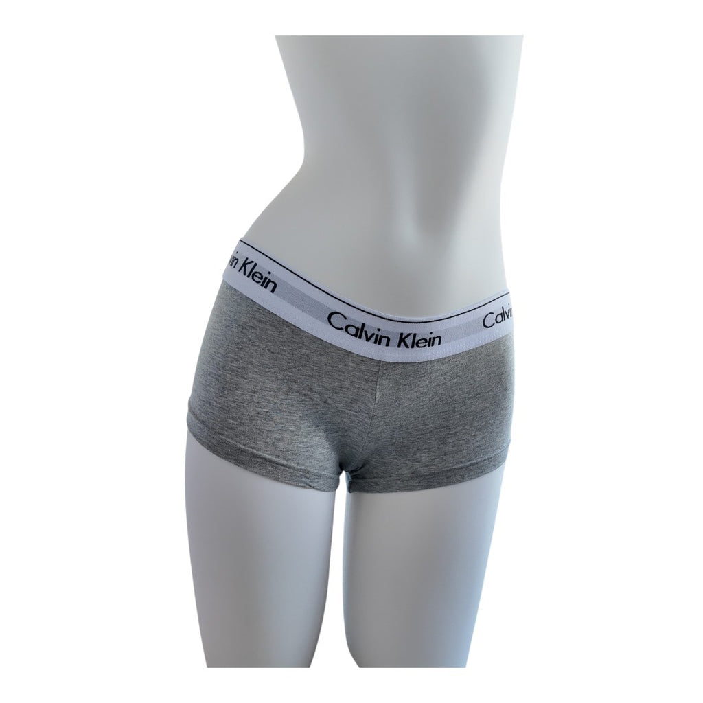 Эмэгтэй Calvin klein Boxer загвар