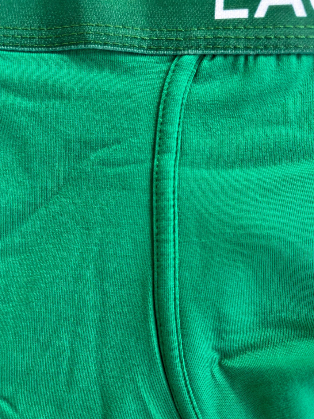 Lacoste материалын ойрын зураг